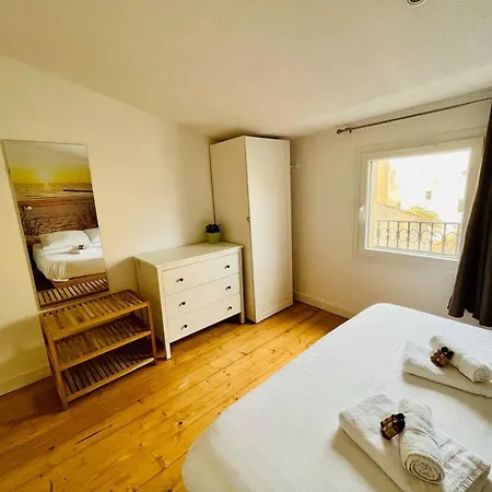 Vue Port, Joli T2, Lr130 * La Rochelle (Charente-Maritime)