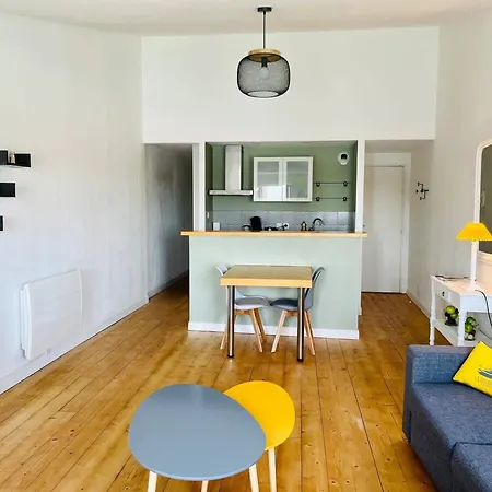 Vue Port, Joli T2, Lr130 * La Rochelle (Charente-Maritime)